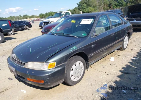 1997 Honda Accord Lx z USA, uszkodzony, nr VIN JHMCD5639VC015505